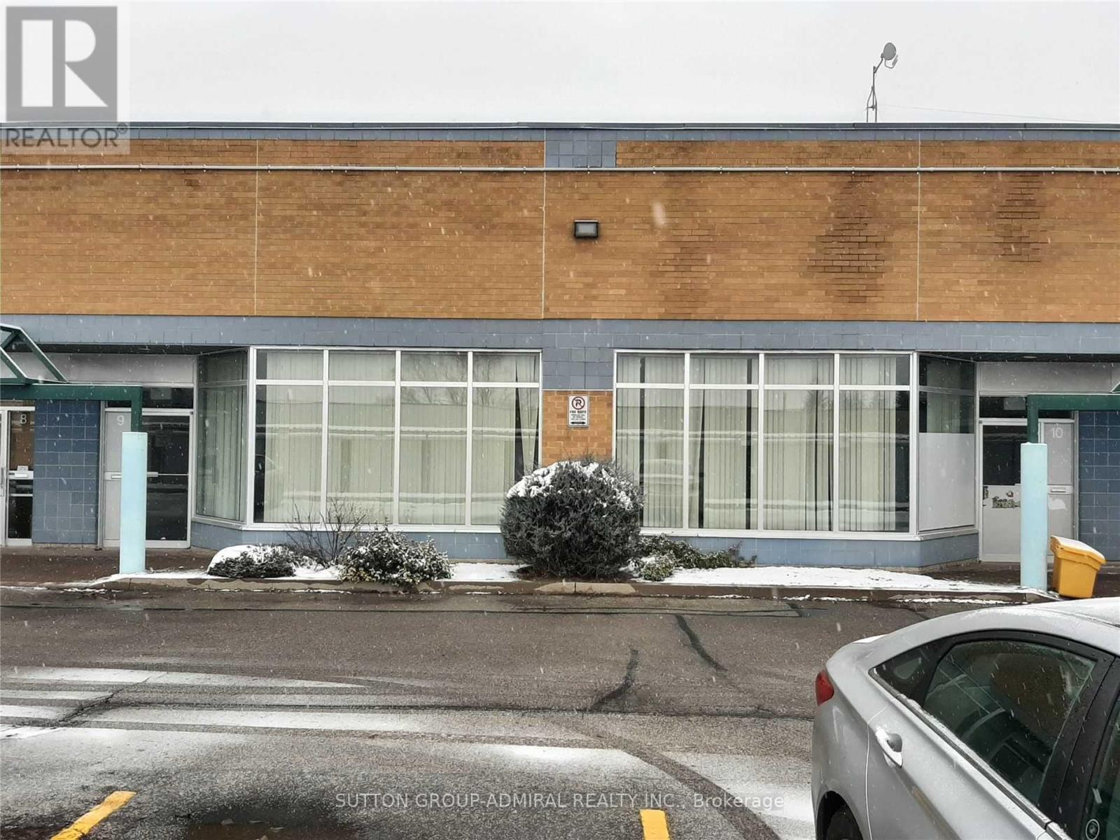 9 - 561 Edward Avenue Property Photo 1