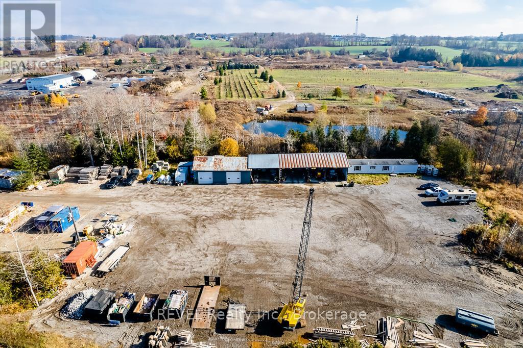 2513 Innisfil Beach Road Property Photo 12