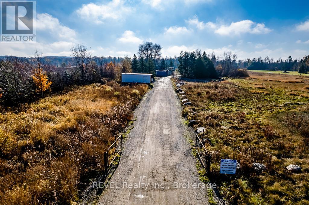 2513 Innisfil Beach Road Property Photo 13