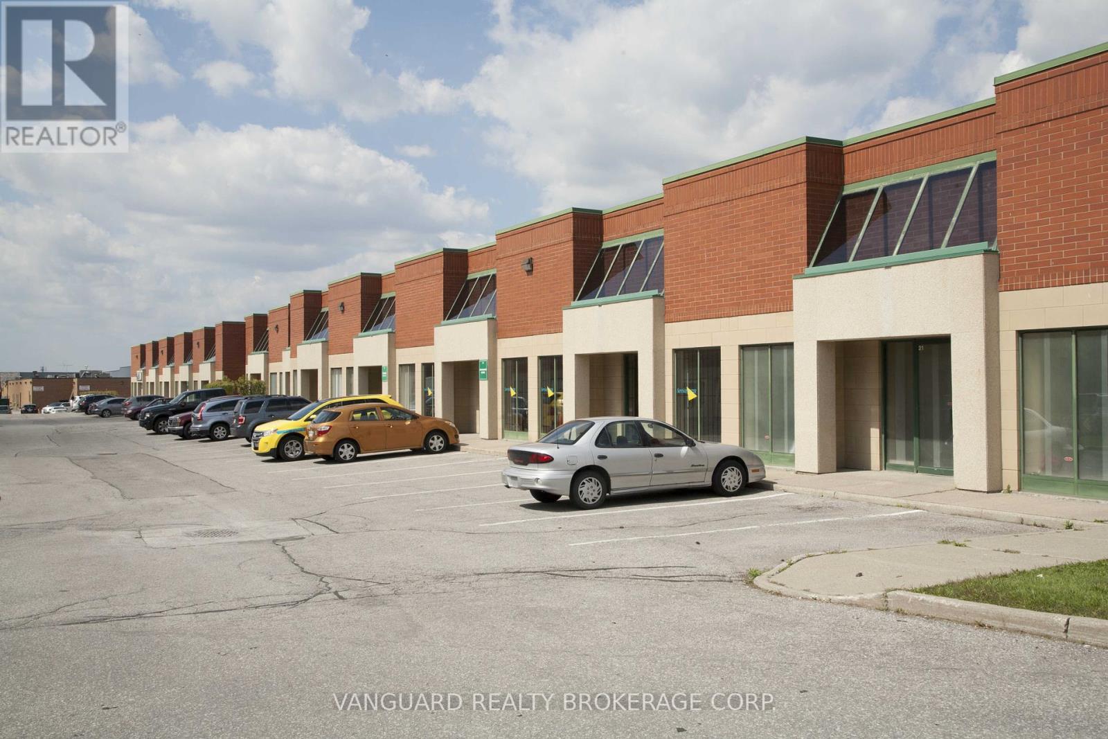 20 - 180 Trowers Road Property Photo 1