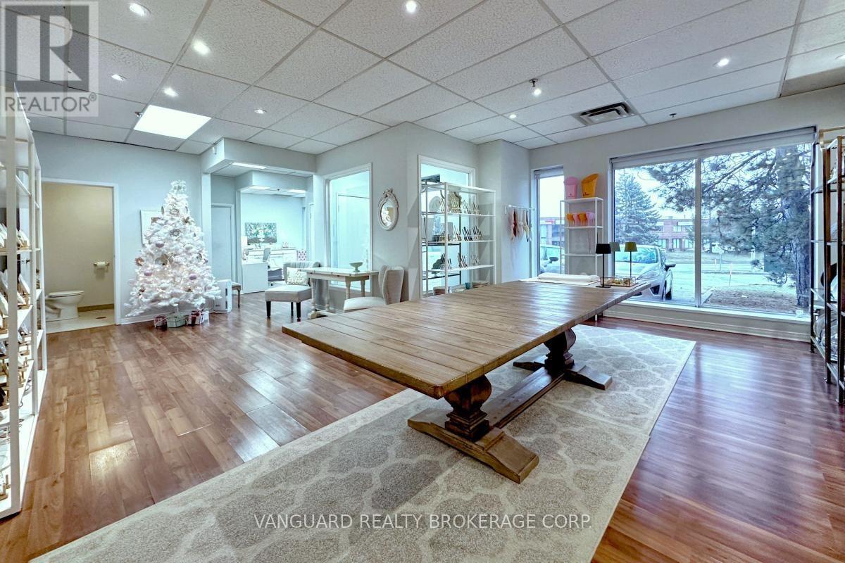 20 - 180 Trowers Road Property Photo 8