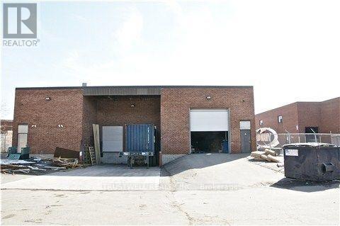 434 North Rivermede Road Property Photo 8