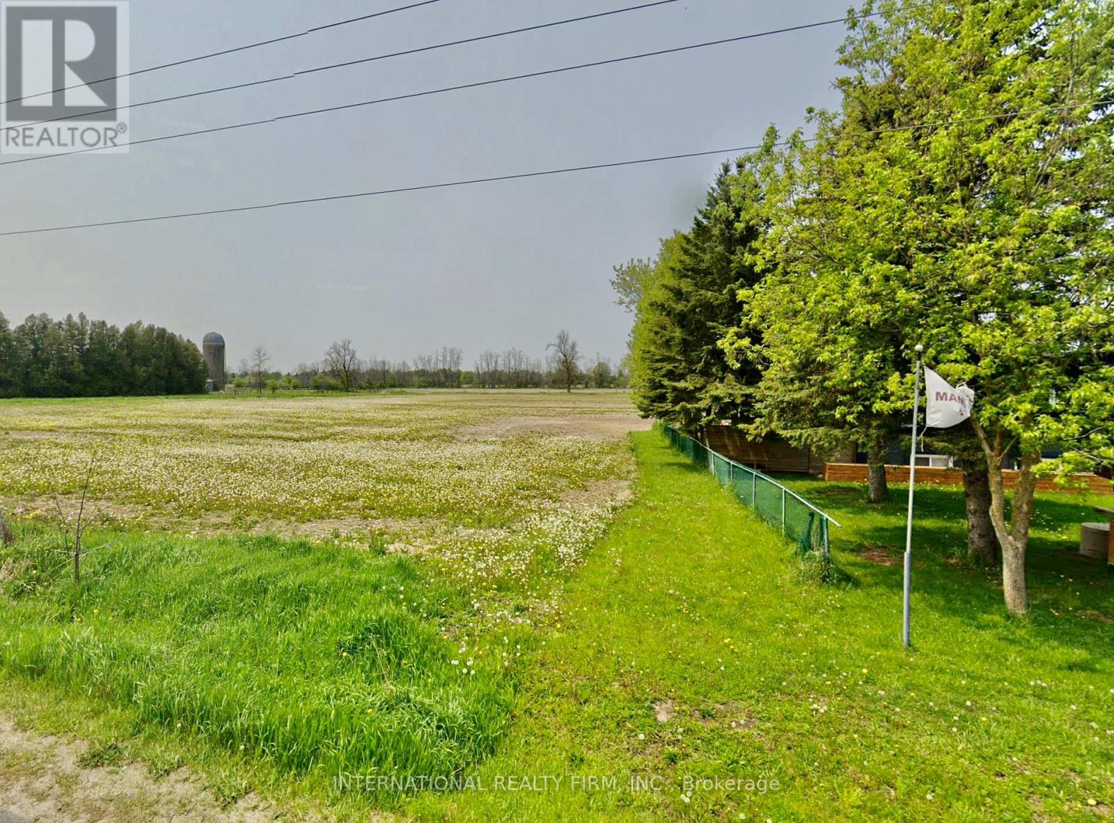 5944 10th Line Property Photo 15