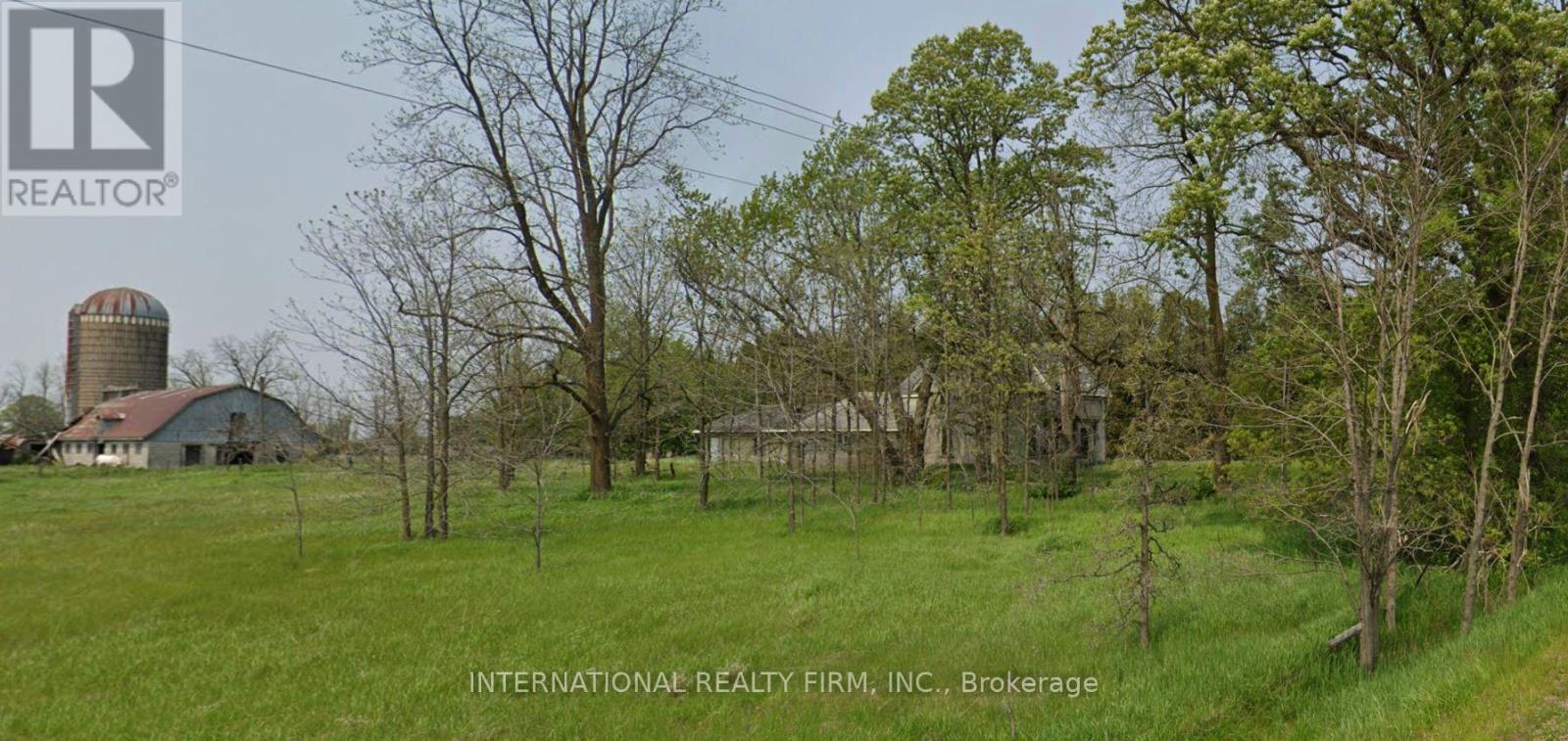 5944 10th Line Property Photo 28
