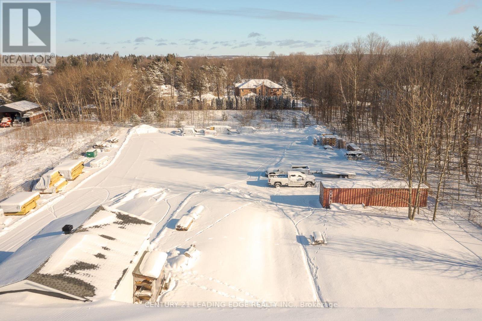 2007 Commerce Park Drive Property Photo 12