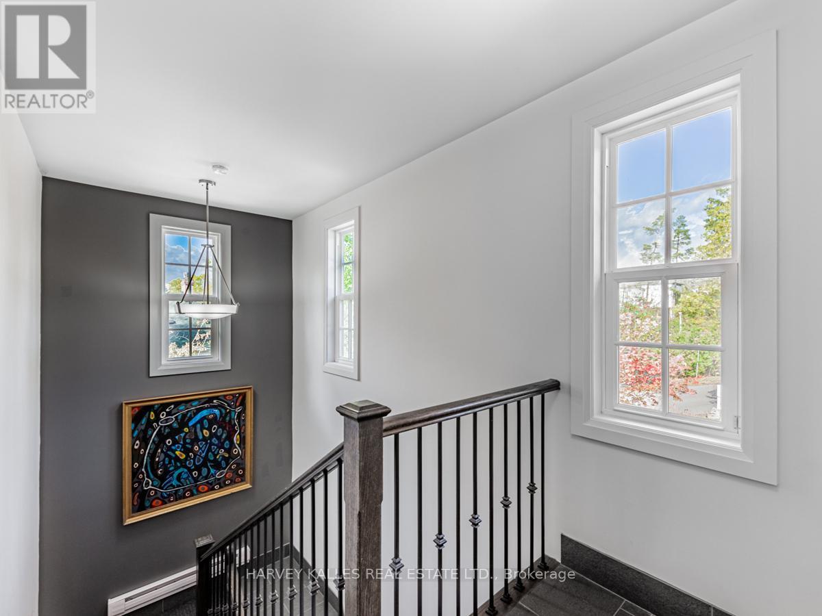 80 Centre Street Property Photo 12