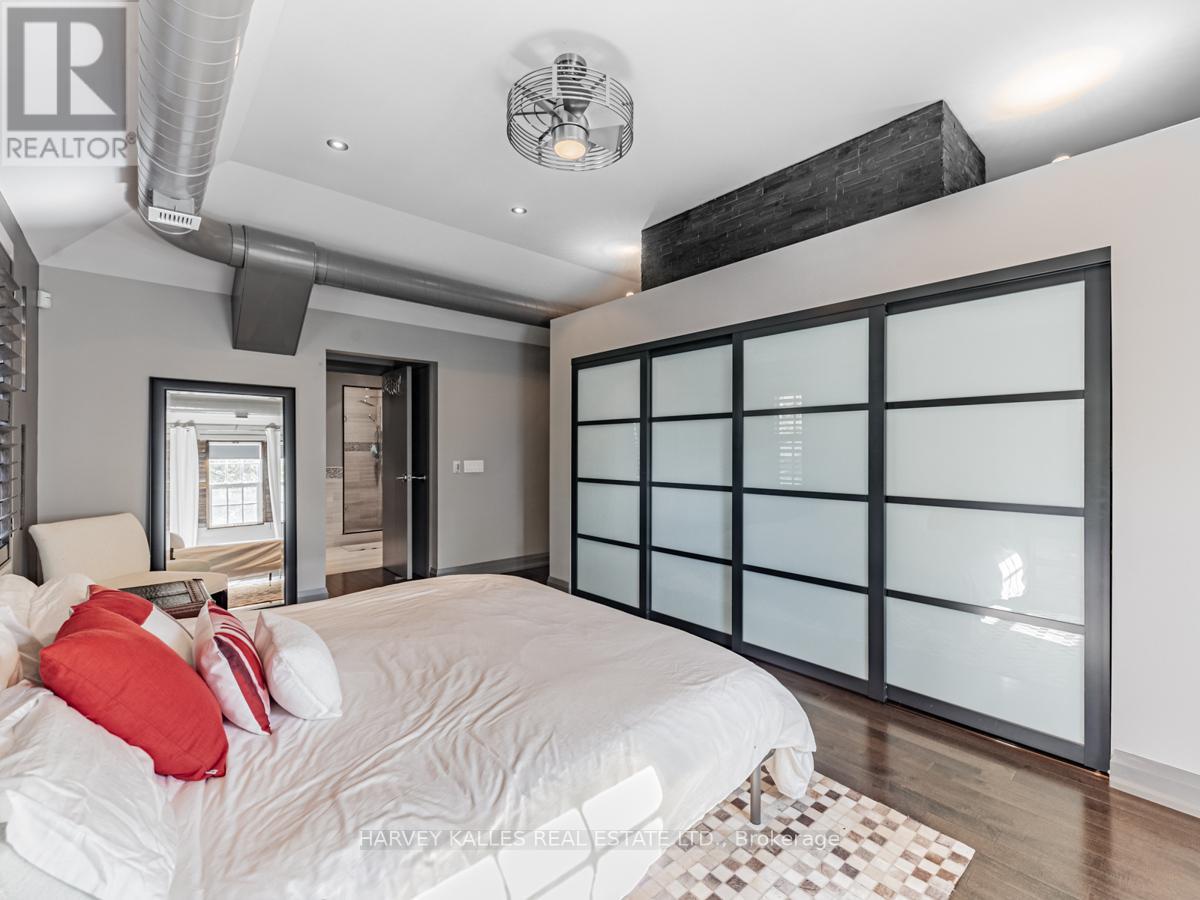 80 Centre Street Property Photo 14