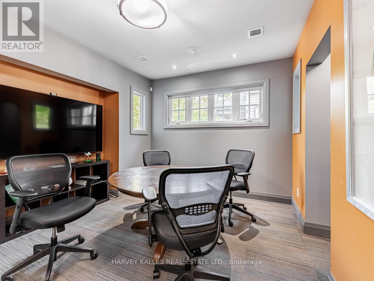80 Centre Street Property Photo 19