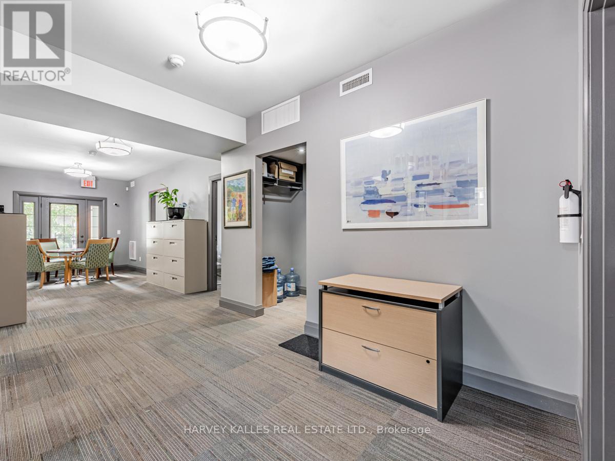 80 Centre Street Property Photo 26