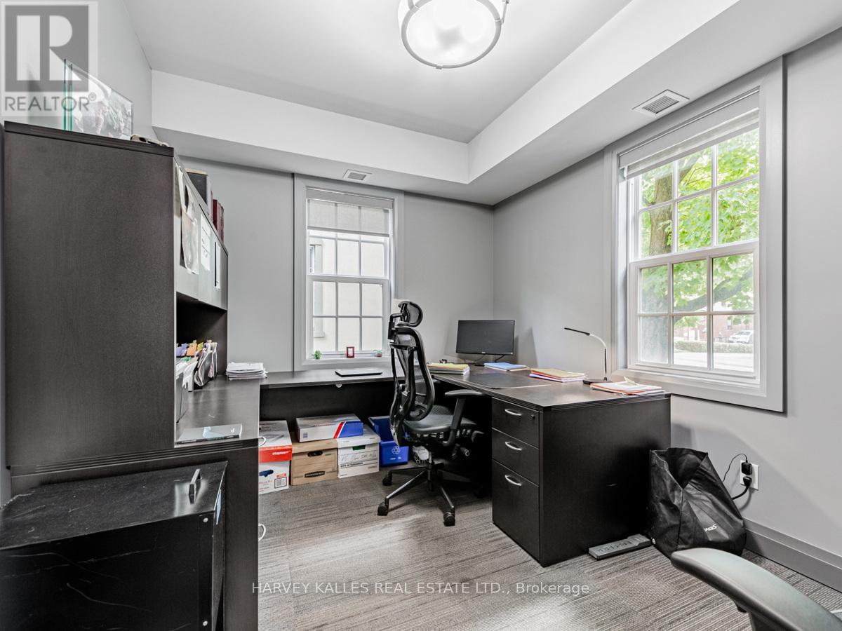 80 Centre Street Property Photo 29