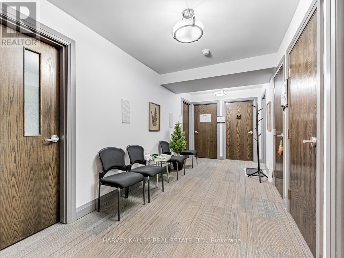 80 Centre Street Property Photo 31