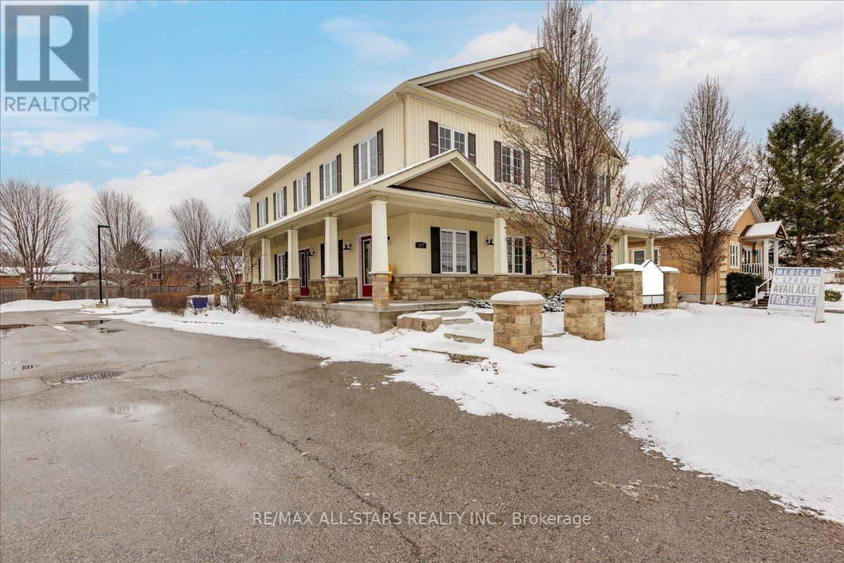 277 THE QUEENSWAY AVENUE S Property Photo 1