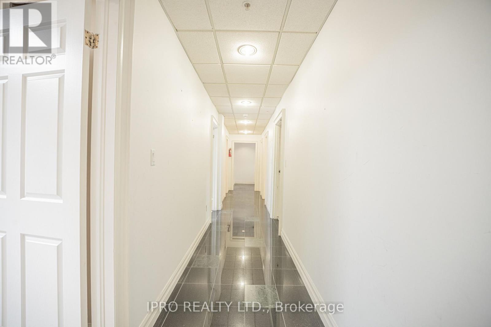 4 - 467 Edgeley Boulevard Property Photo 28