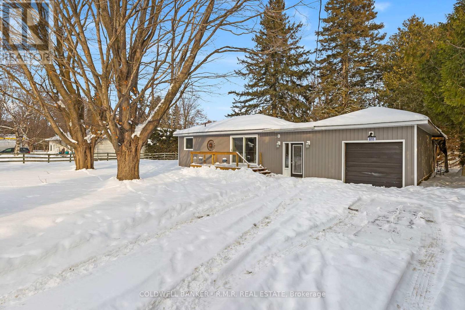 15 Hazel Street Property Photo