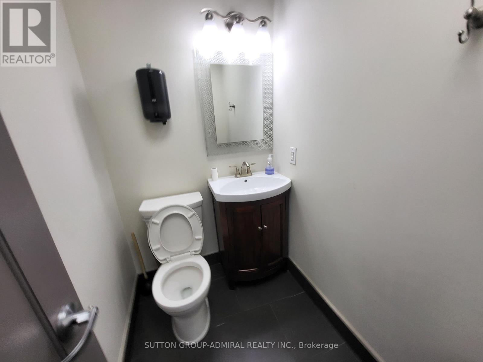 12 - 30 Wertheim Court Property Photo 33