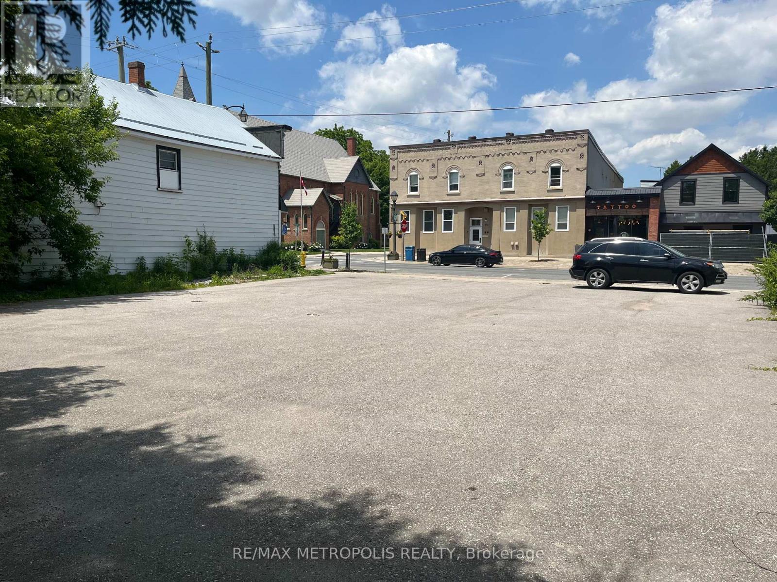 109 River Street Property Photo 1