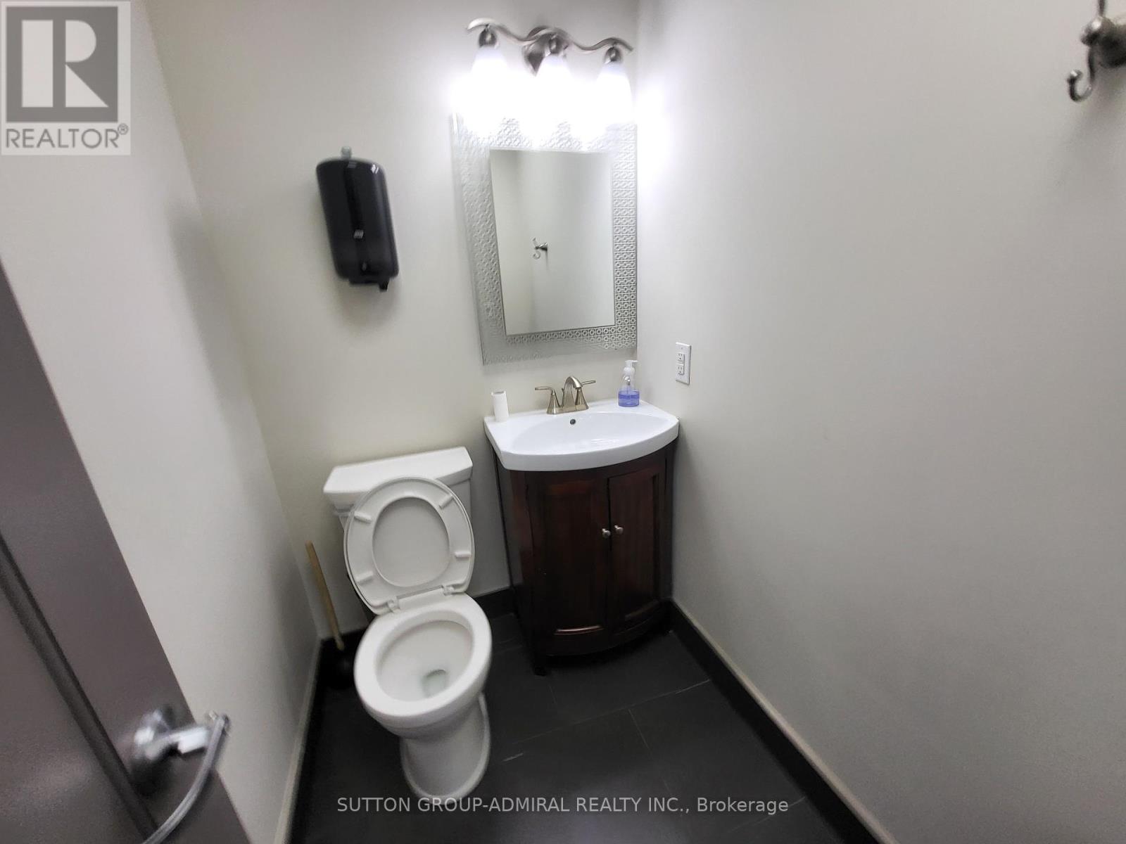 12 - 30 Wertheim Court Property Photo 29