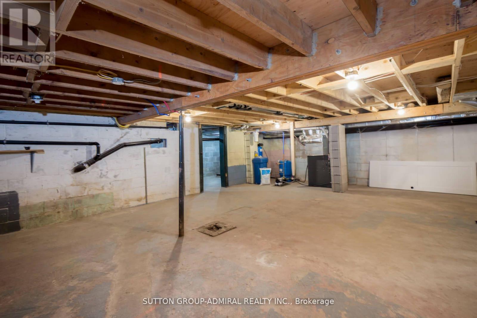 10 - 6794 County Road Property Photo 22