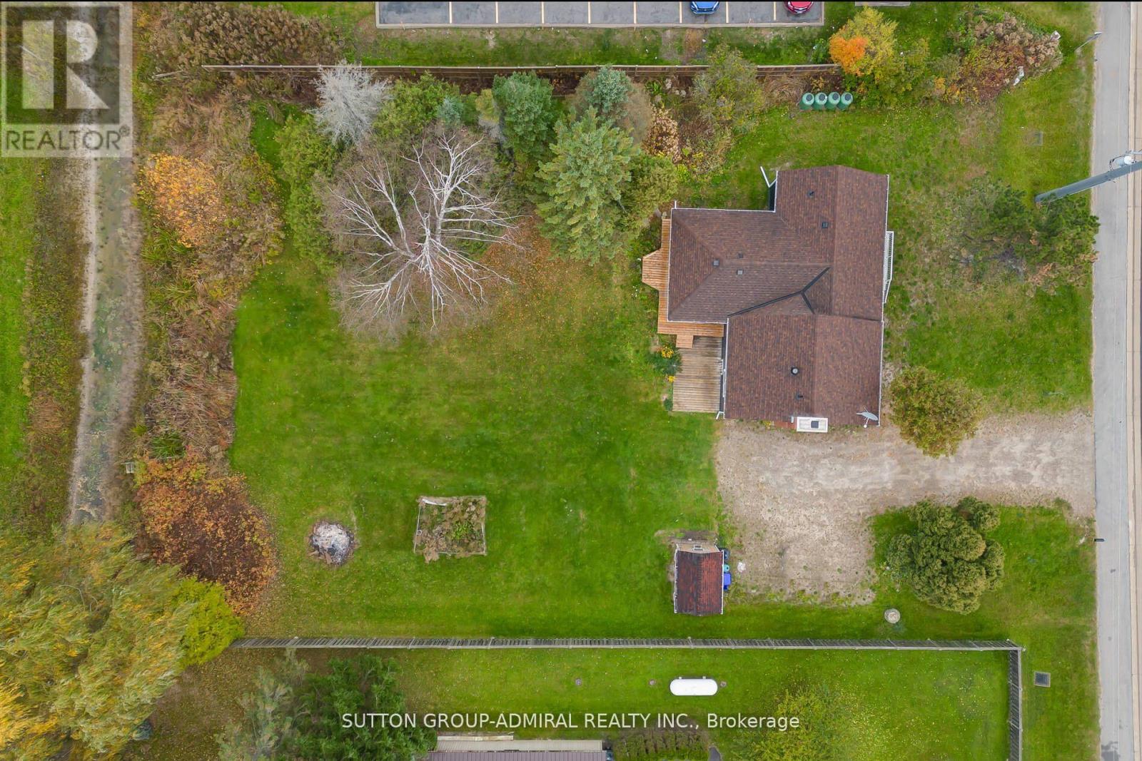 10 - 6794 County Road Property Photo 26