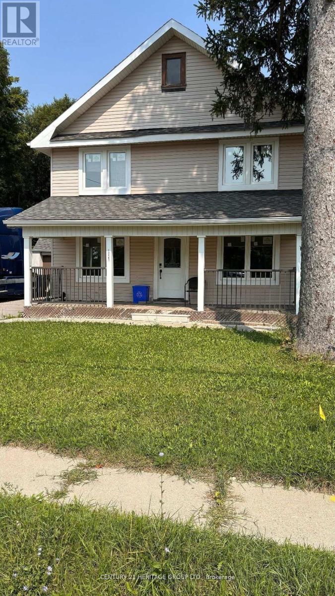 10967 Jane Street Property Photo 2