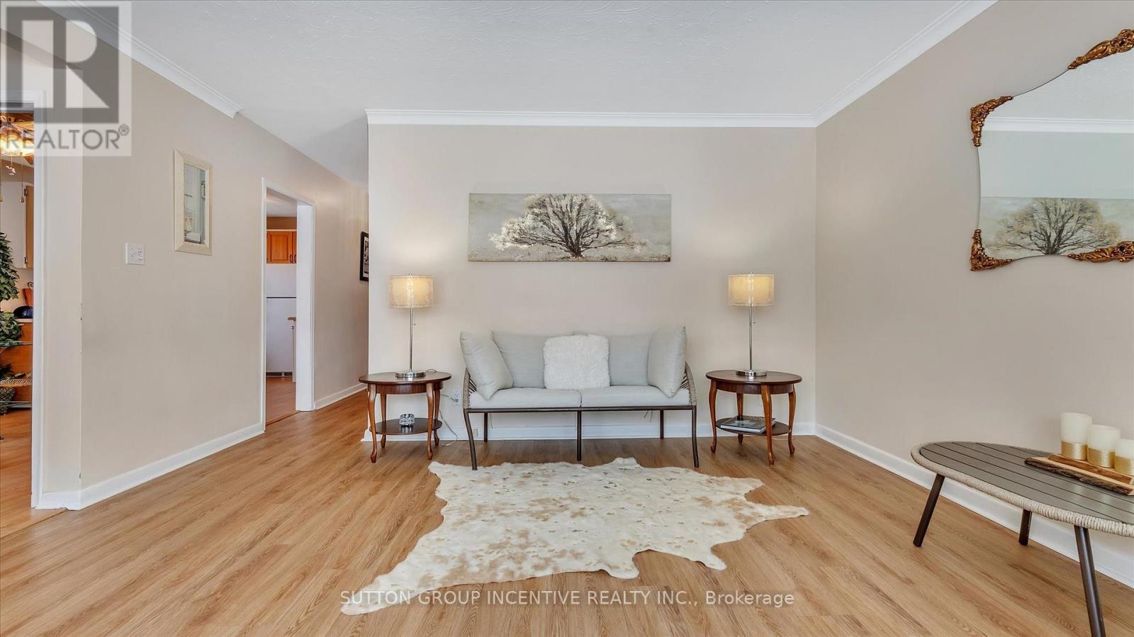 8 Webster Drive Property Photo 5