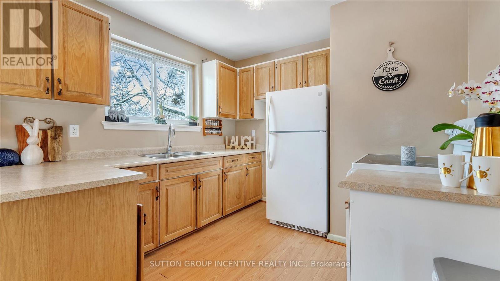 8 Webster Drive Property Photo 10