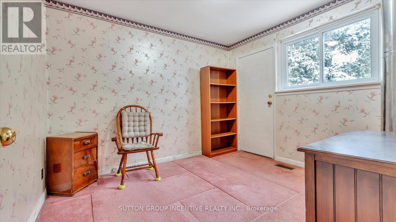 8 Webster Drive Property Photo 15