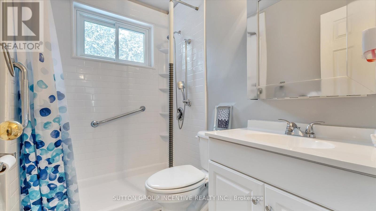 8 Webster Drive Property Photo 18