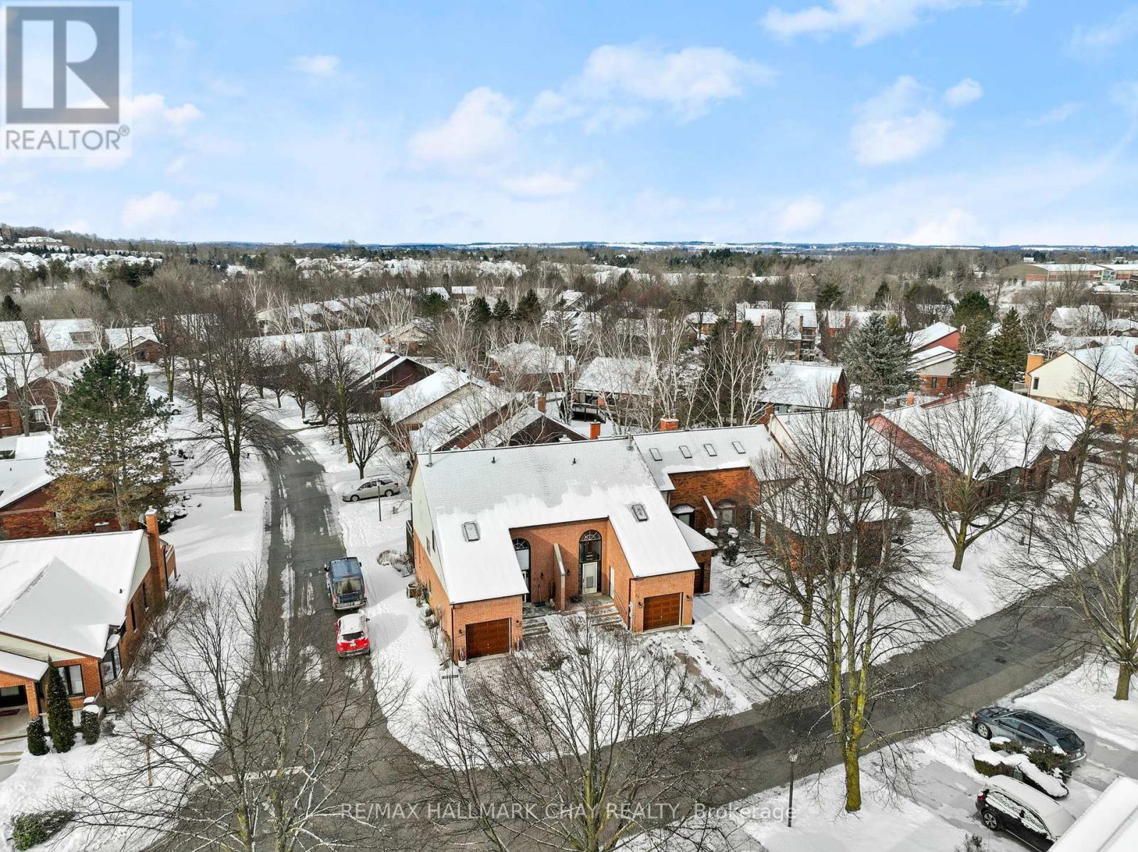 61 Green Briar Road Property Photo 3