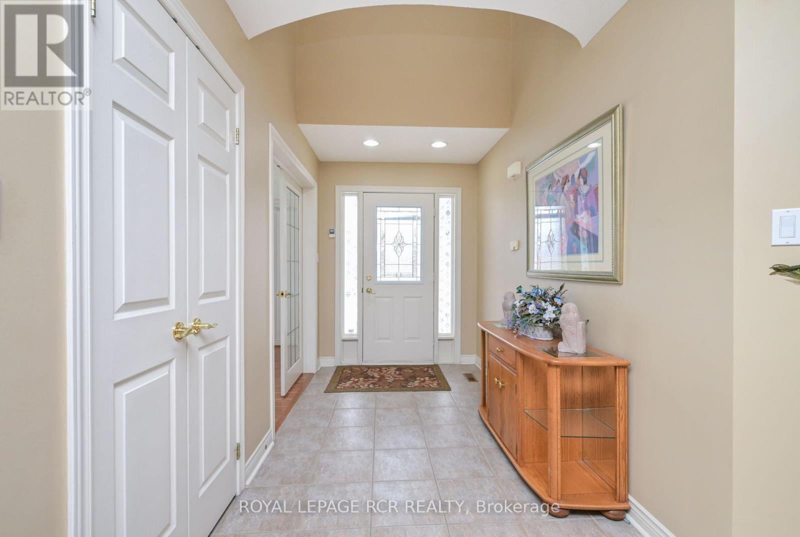 10 Forest Link Property Photo 2