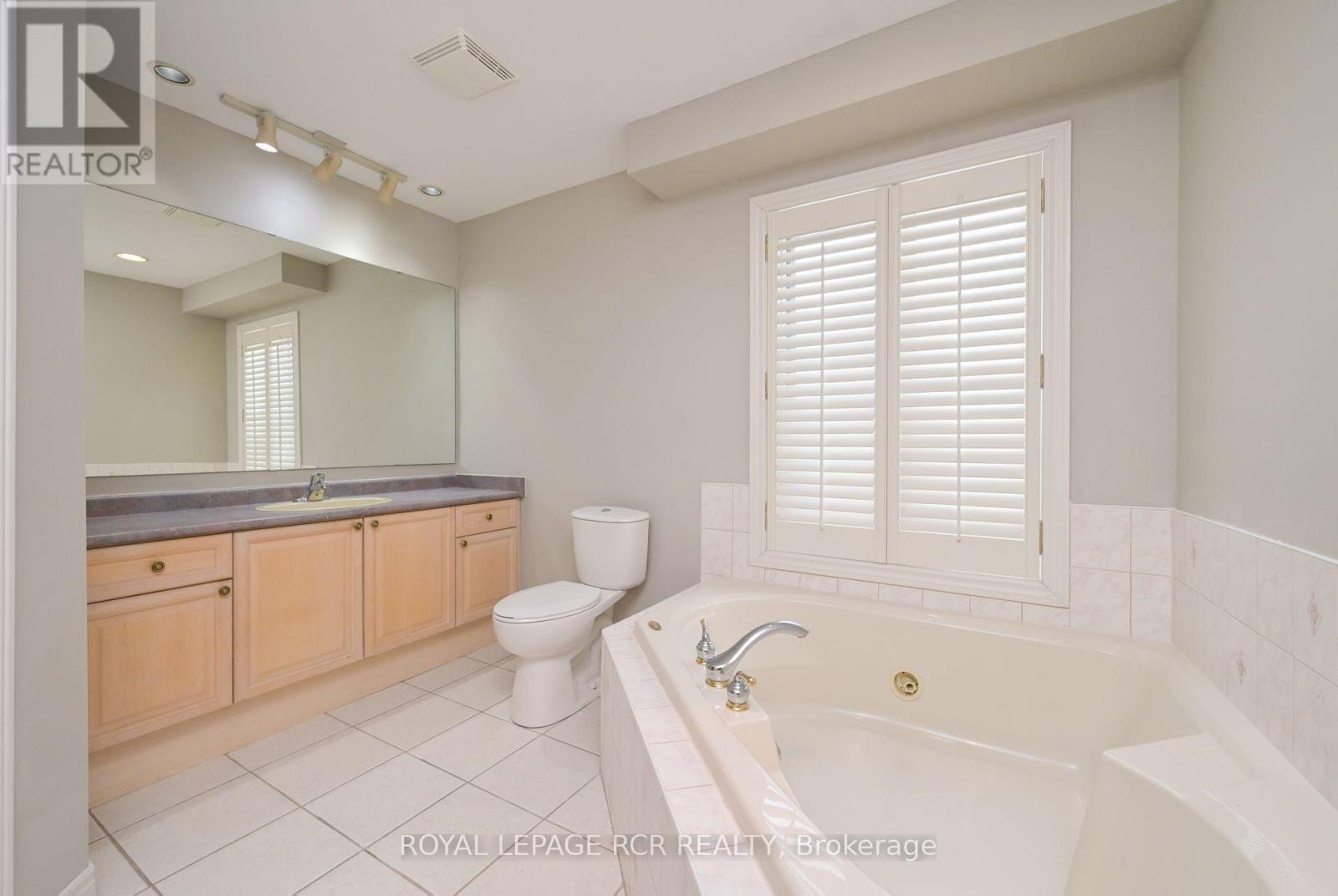 10 Forest Link Property Photo 11