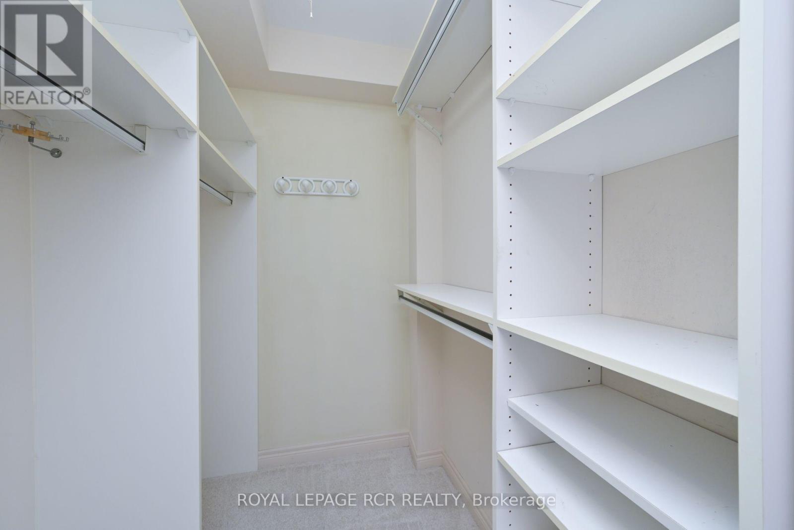 10 Forest Link Property Photo 13