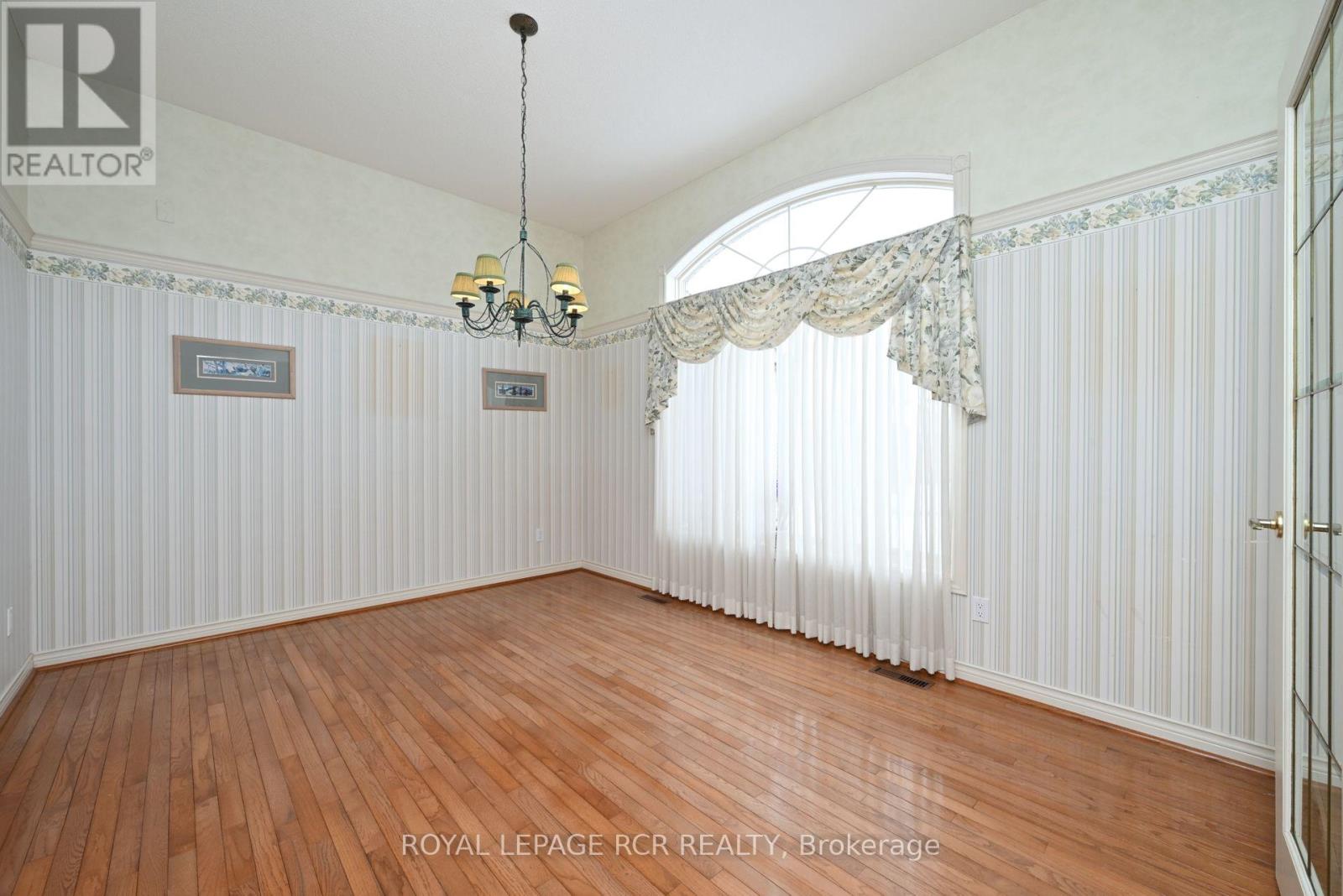 10 Forest Link Property Photo 14