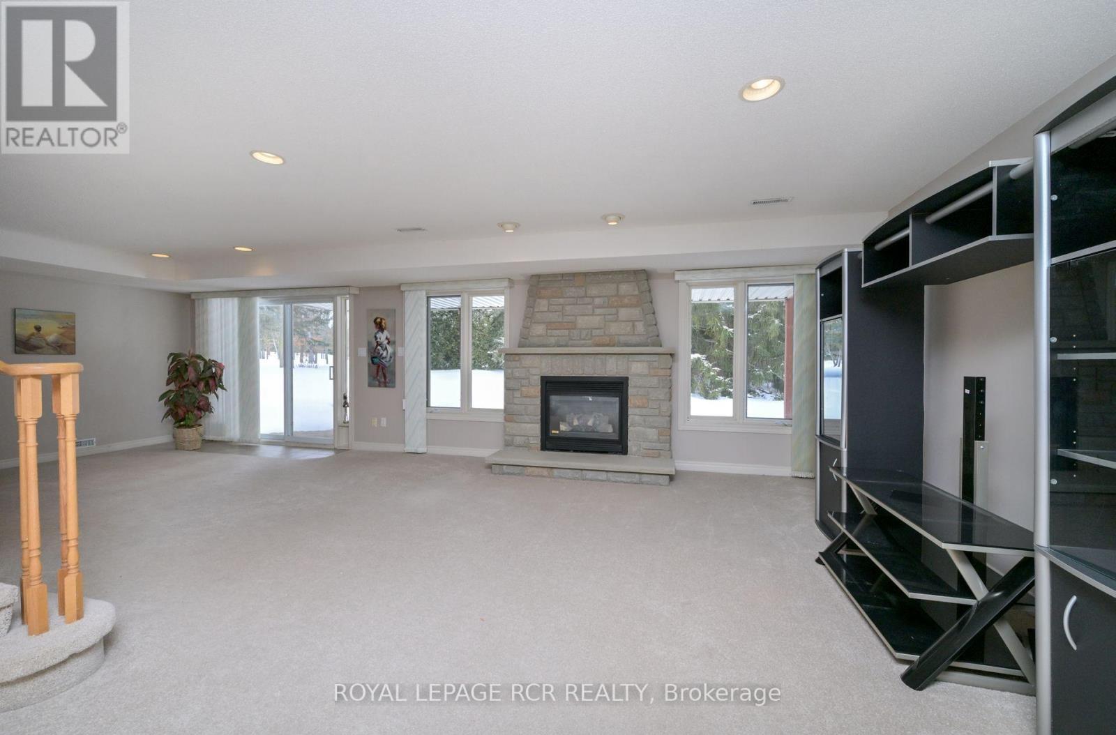 10 Forest Link Property Photo 28
