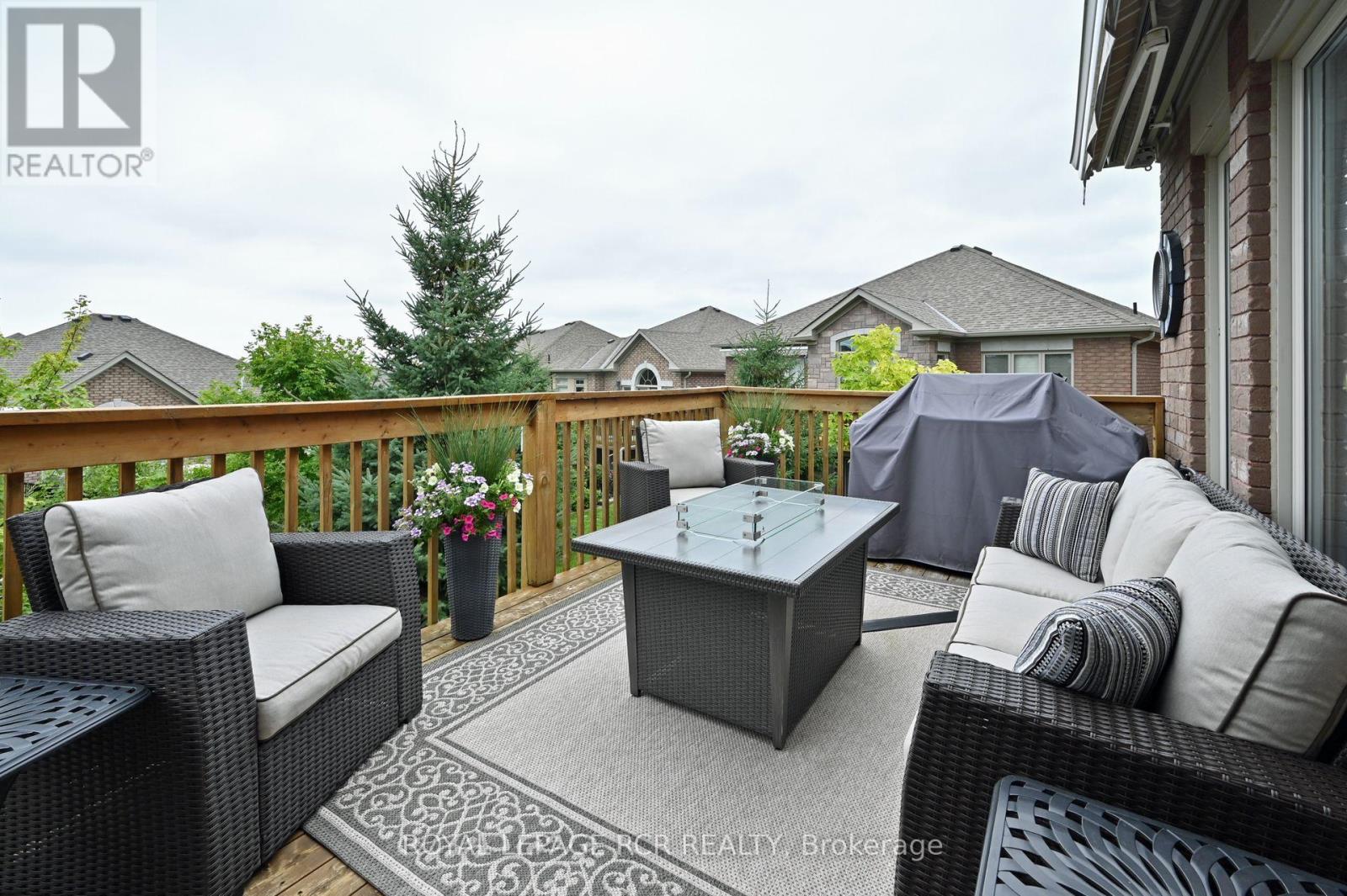 50 Hillcrest Drive Property Photo 14