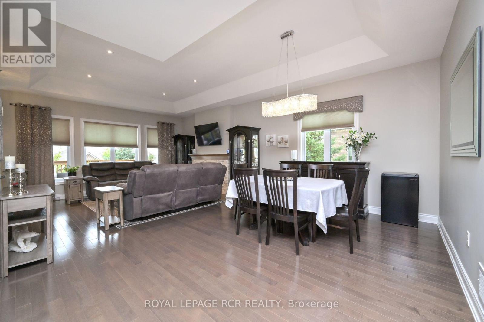 50 Hillcrest Drive Property Photo 15