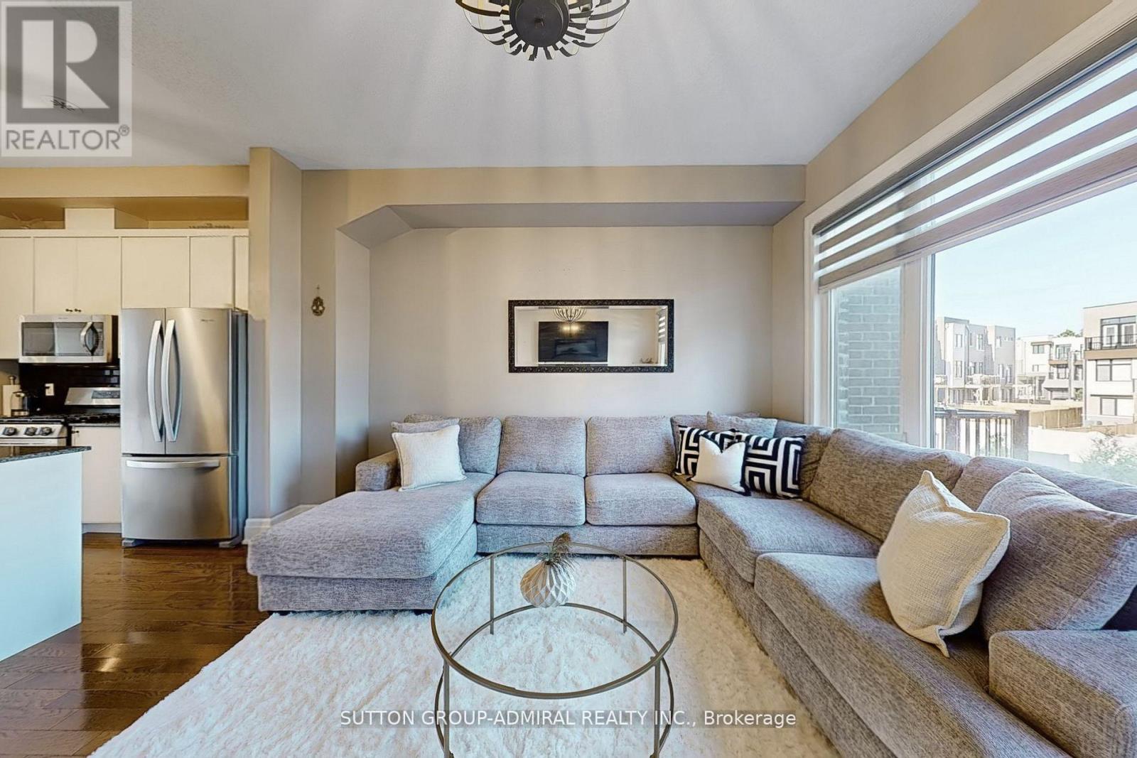 251 Thomas Cook Avenue Property Photo 6