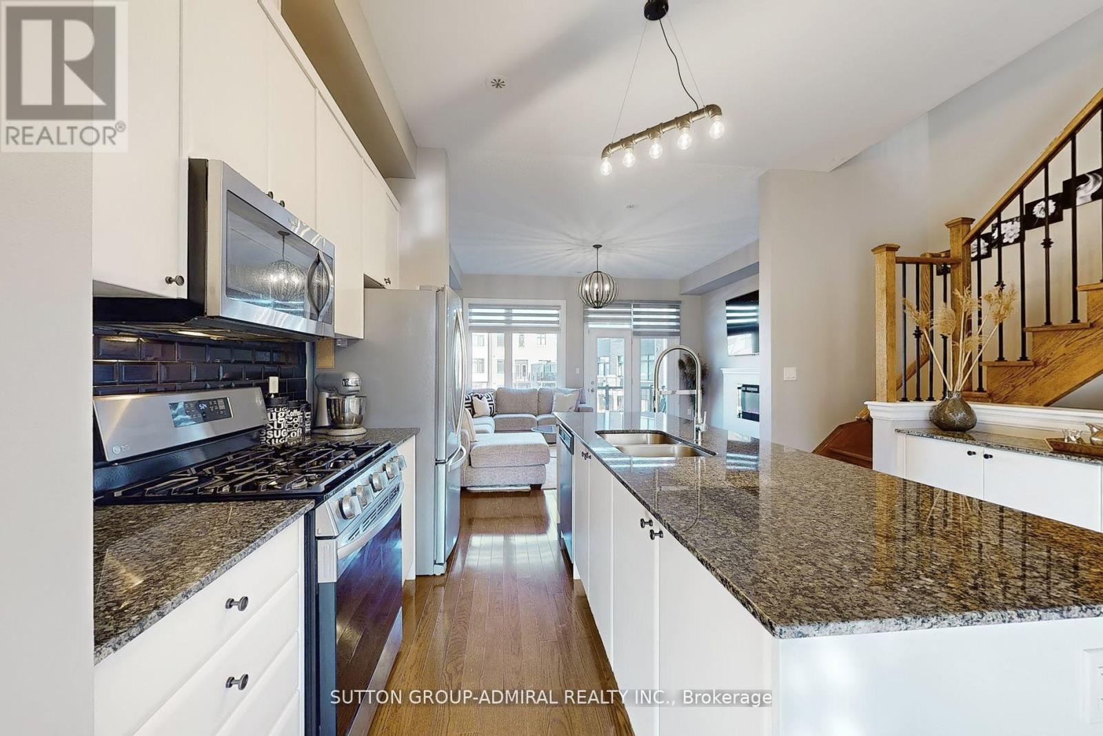 251 Thomas Cook Avenue Property Photo 11