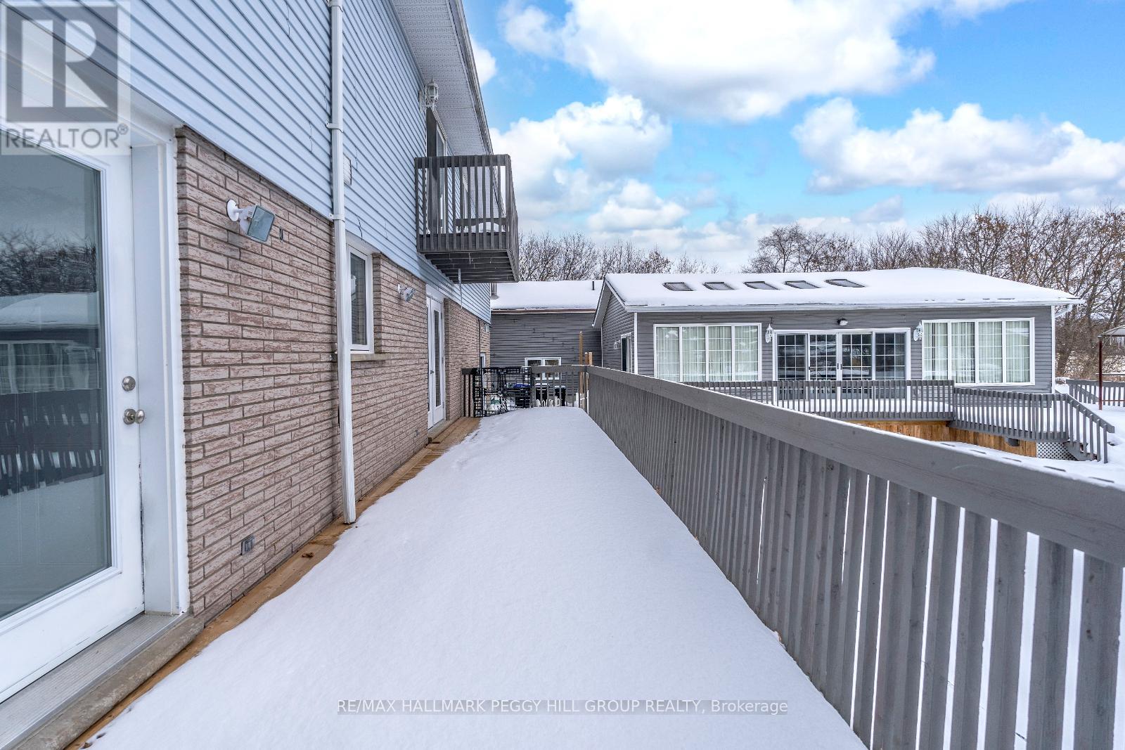 1923 10th Line Property Photo 23