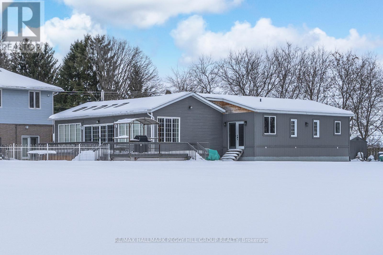 1923 10th Line Property Photo 26