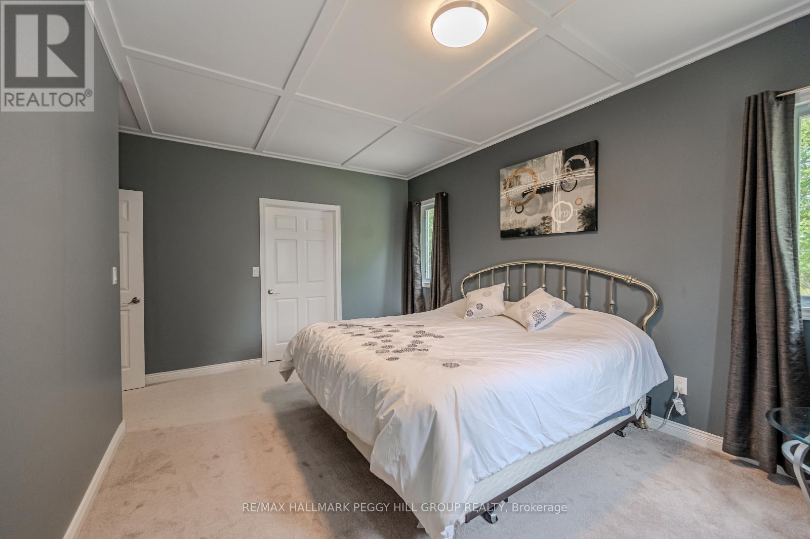1923 10th Line Property Photo 30