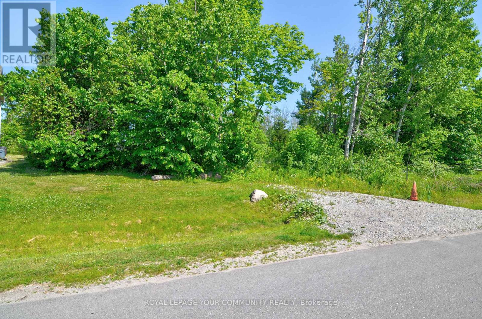 3635 Kimberley Street Property Photo 5