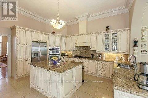 5239 7th Line Property Photo 15