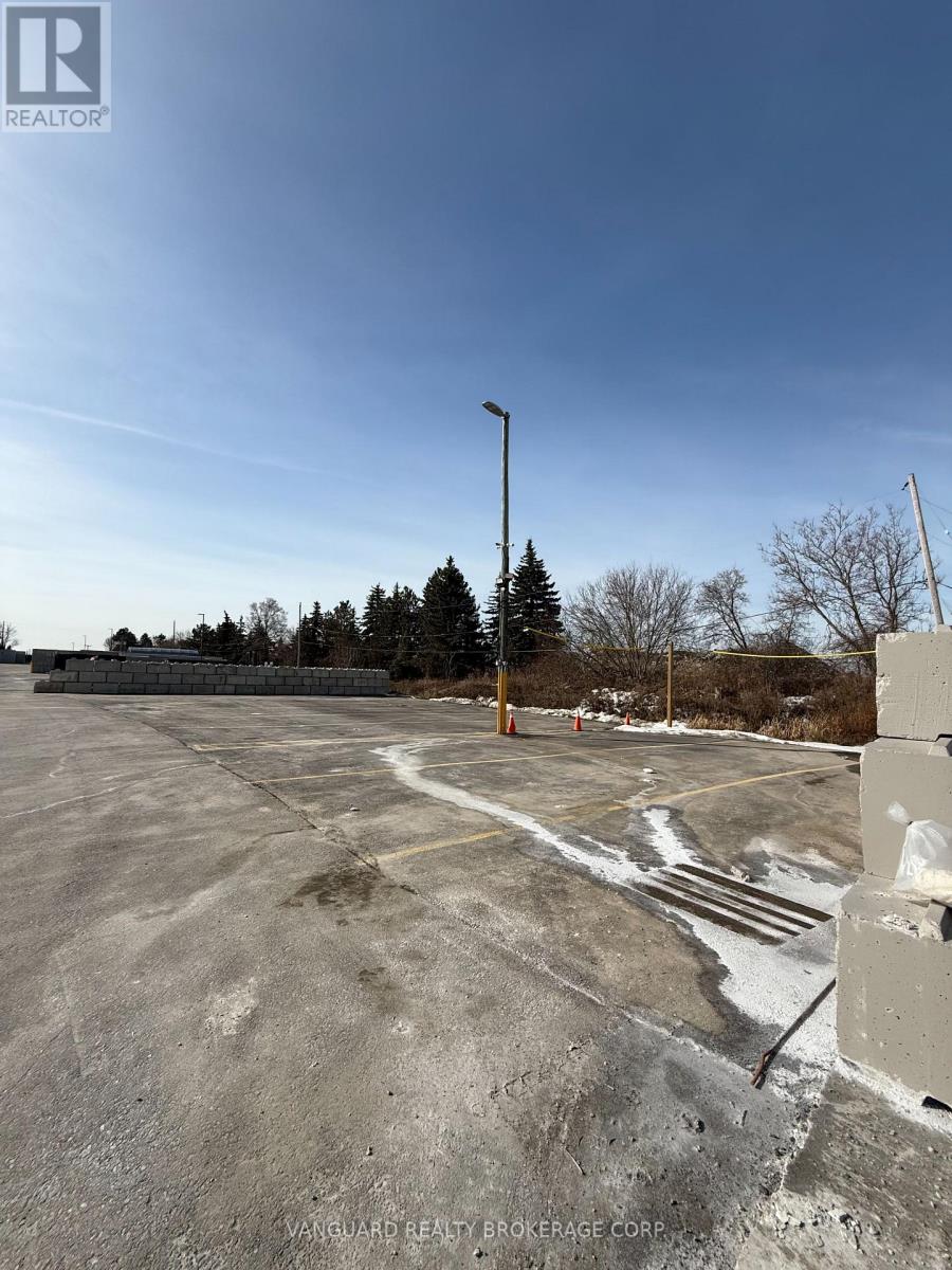 3230 King-vaughan Road Property Photo 6