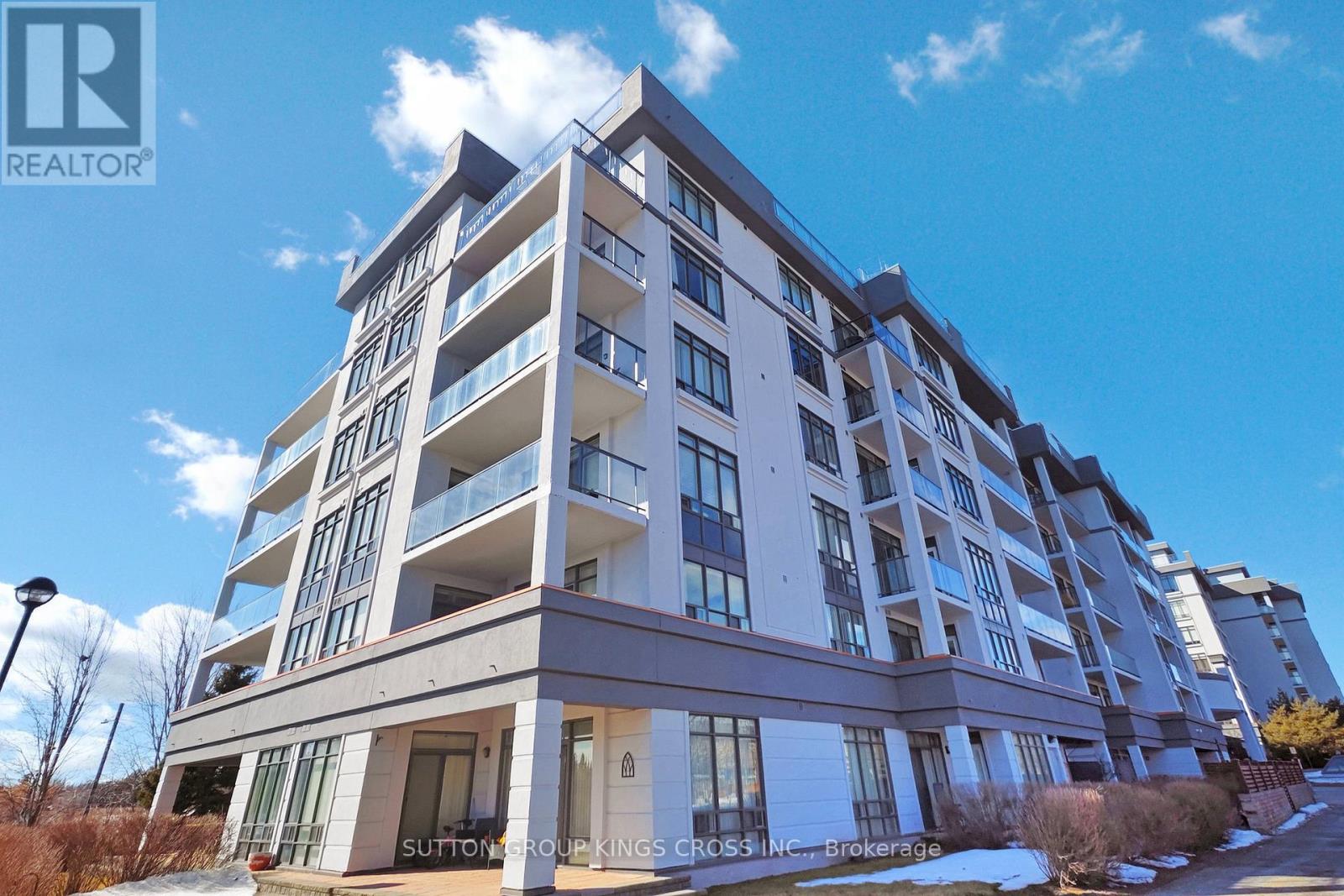 402 - 11121 YONGE STREET Property Photo 1