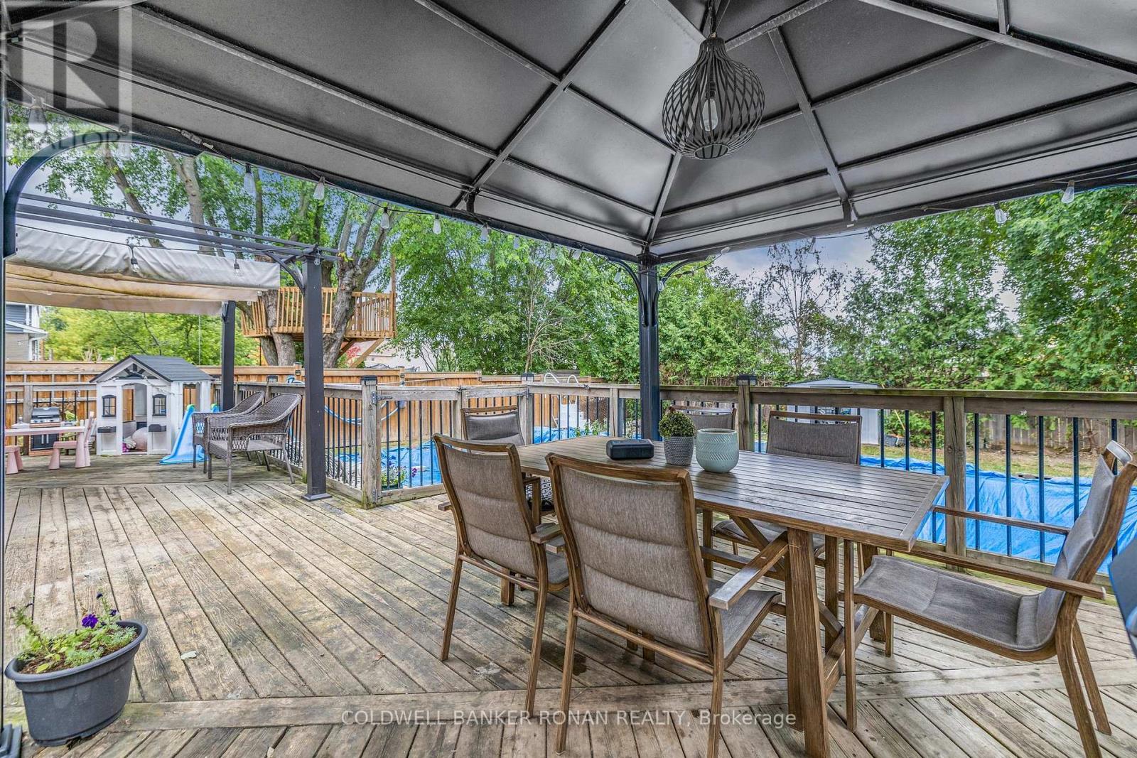 61 The Boulevard Property Photo 34