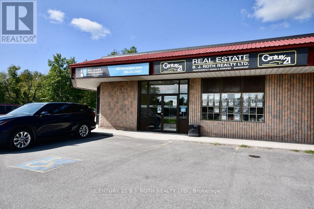 8 - 4 PINE RIVER ROAD Property Photo 1