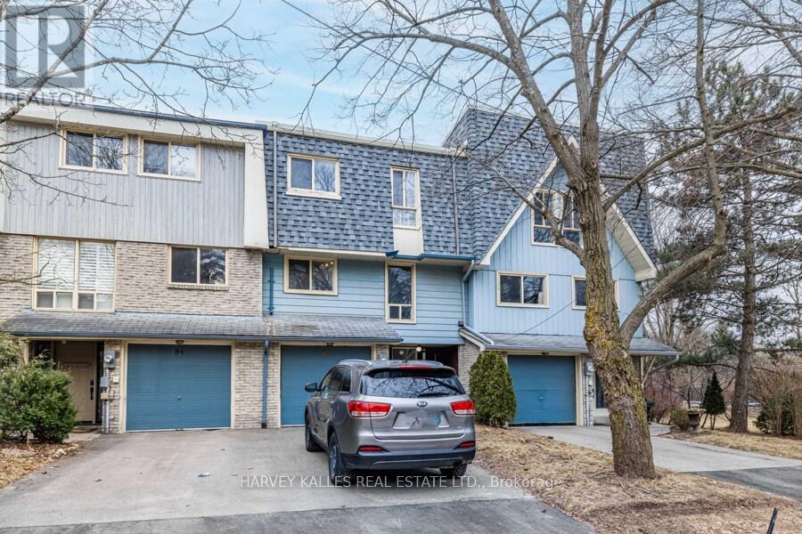 82 Poplar Crescent Property Photo 1
