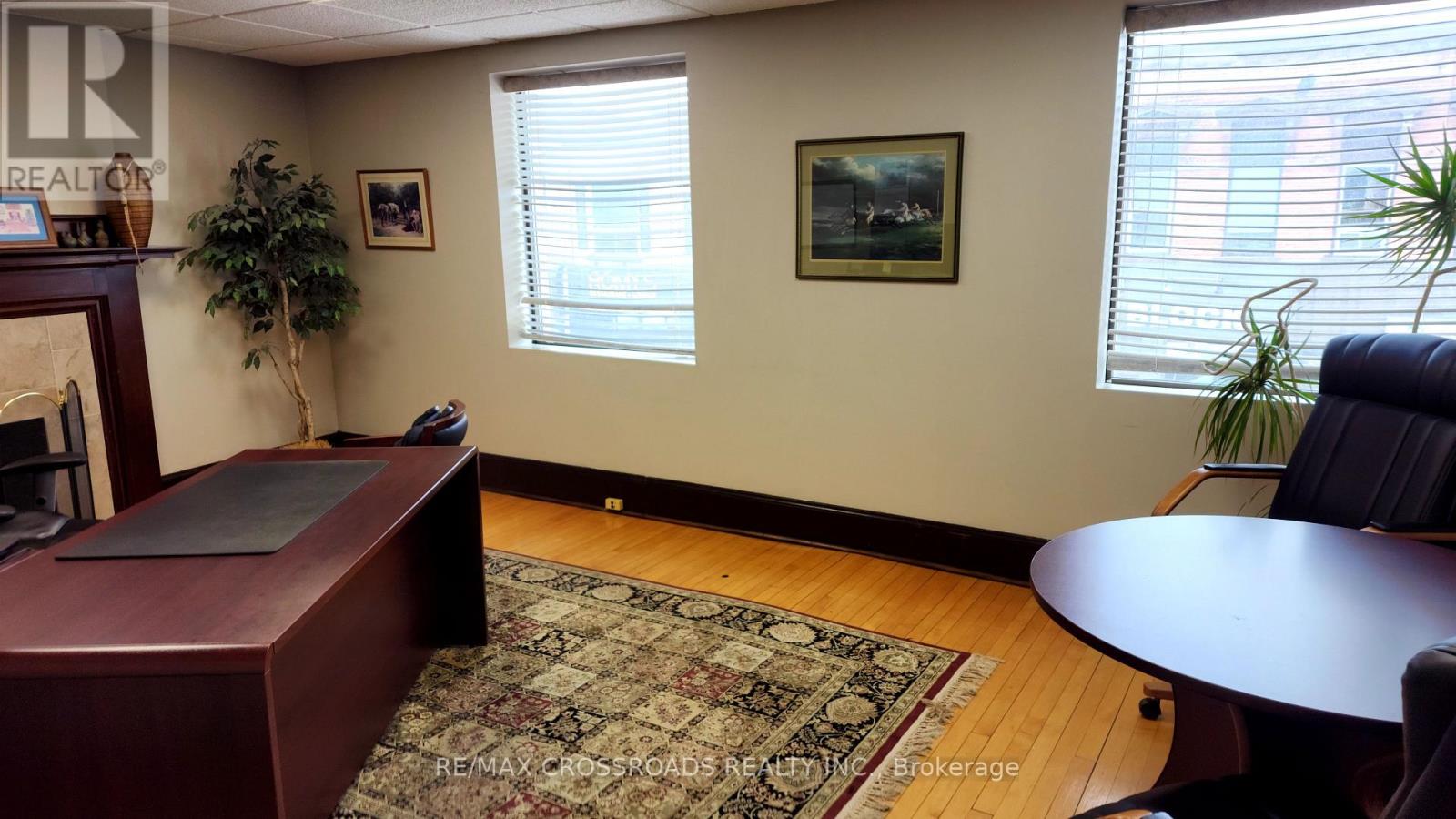 4 - 15221 Yonge Street Property Photo 11