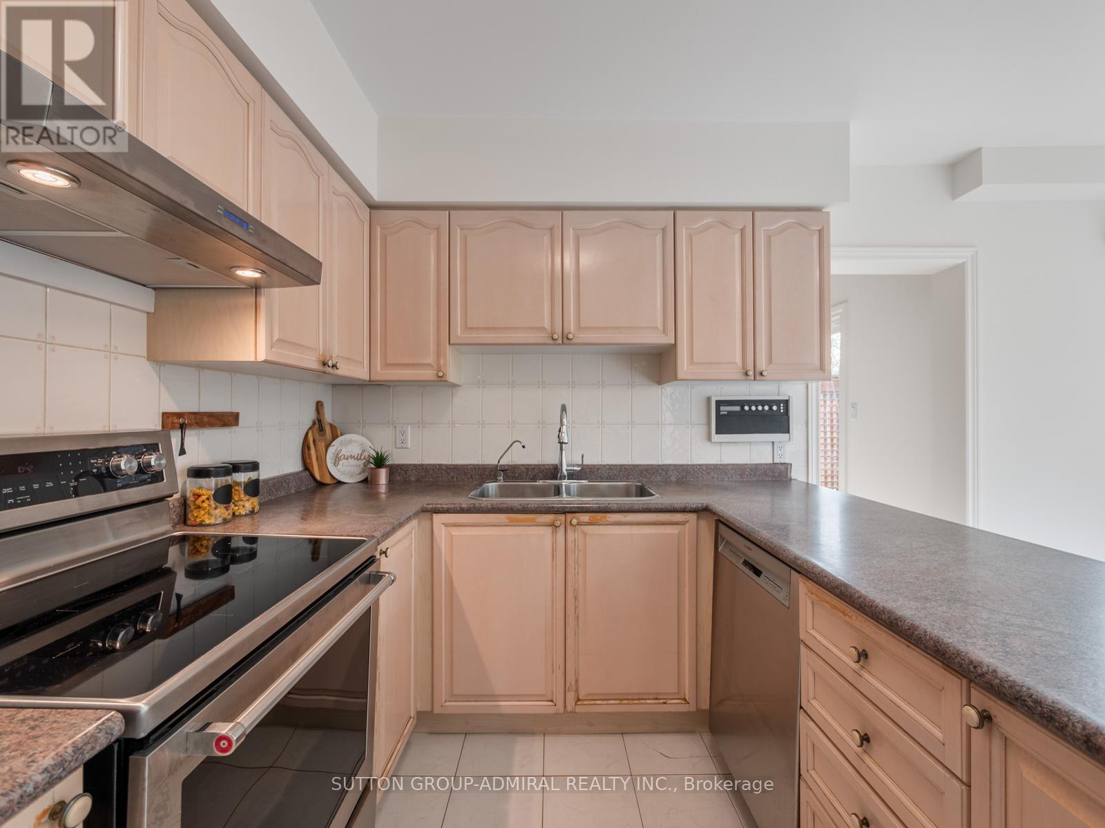 15 Lilley Court Property Photo 9